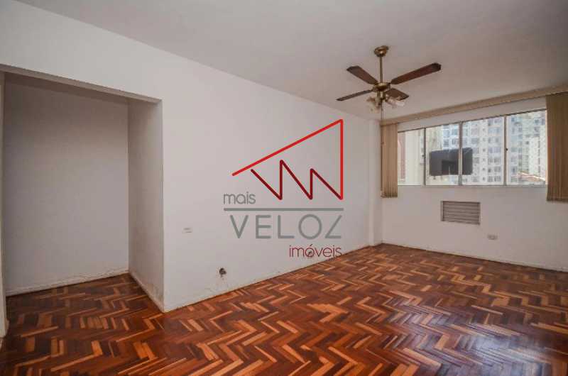 Apartamento à venda com 2 quartos, 69m² - Foto 1