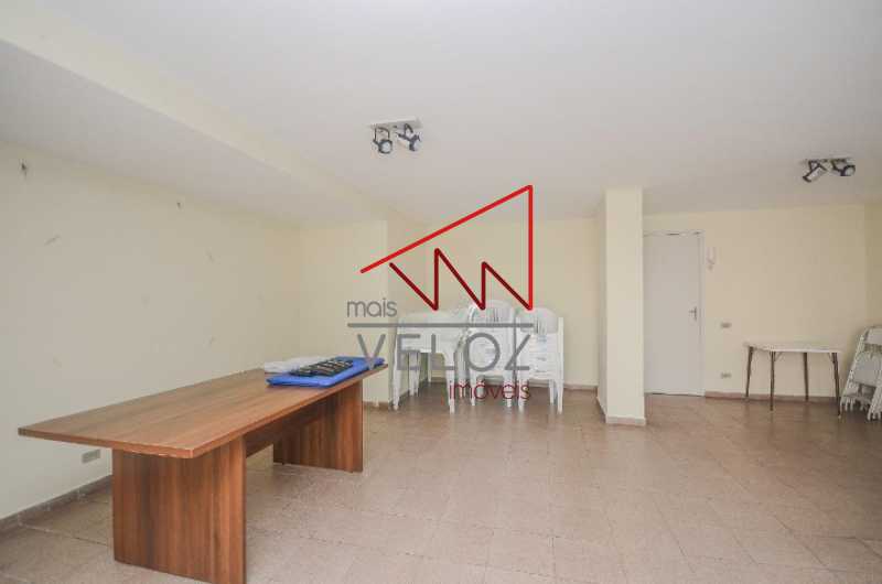 Apartamento à venda com 2 quartos, 69m² - Foto 18