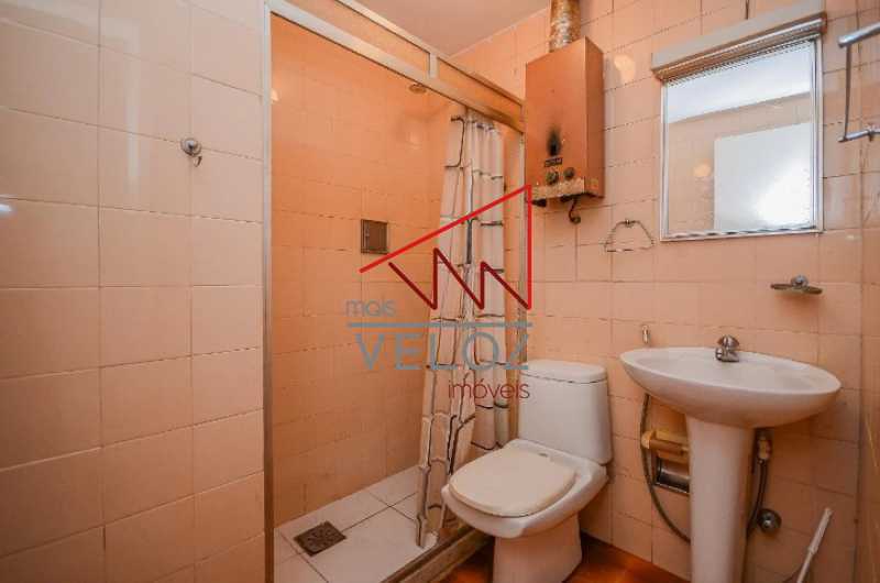 Apartamento à venda com 2 quartos, 69m² - Foto 12