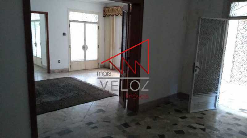 Casa à venda com 9 quartos, 407m² - Foto 27