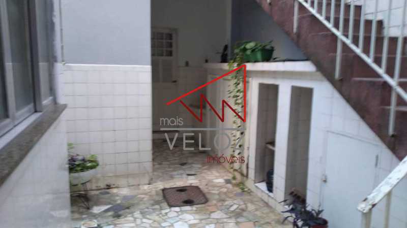 Casa à venda com 9 quartos, 407m² - Foto 28