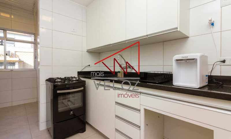 Apartamento à venda com 3 quartos, 98m² - Foto 25