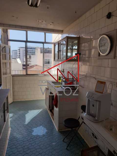 Apartamento à venda com 3 quartos, 144m² - Foto 9