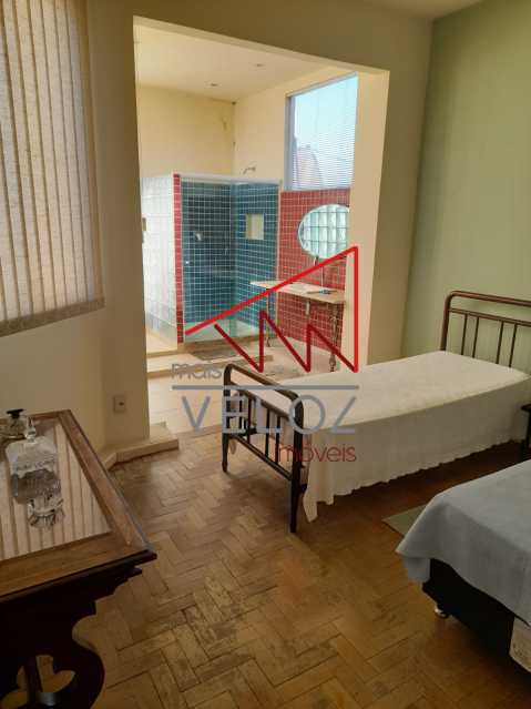 Apartamento à venda com 3 quartos, 144m² - Foto 12