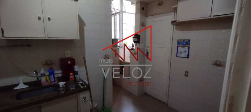 Apartamento à venda com 2 quartos, 64m² - Foto 6