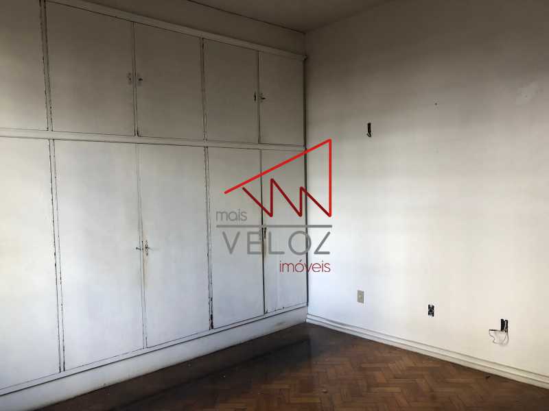 Apartamento à venda com 2 quartos, 64m² - Foto 12