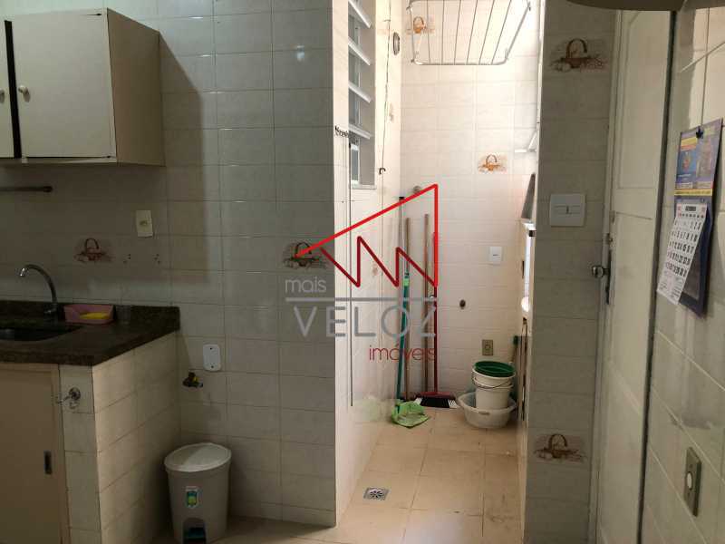 Apartamento à venda com 2 quartos, 64m² - Foto 16