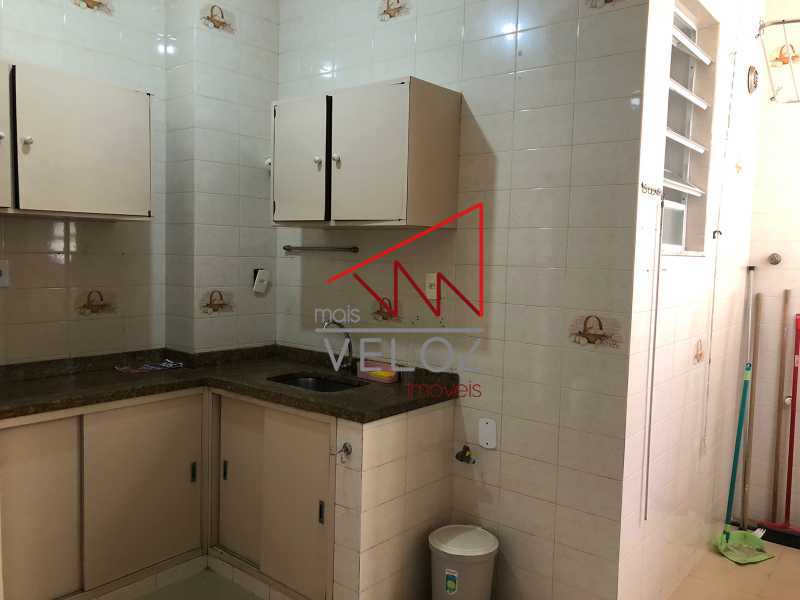 Apartamento à venda com 2 quartos, 64m² - Foto 17