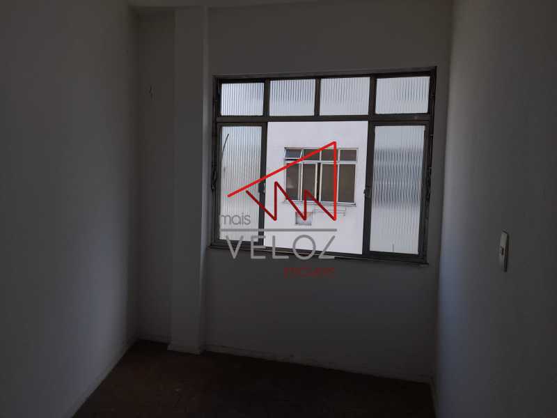 Apartamento à venda com 1 quarto, 40m² - Foto 6