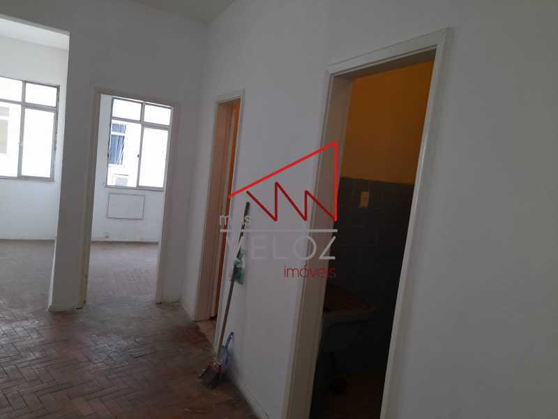 Apartamento à venda com 1 quarto, 40m² - Foto 7