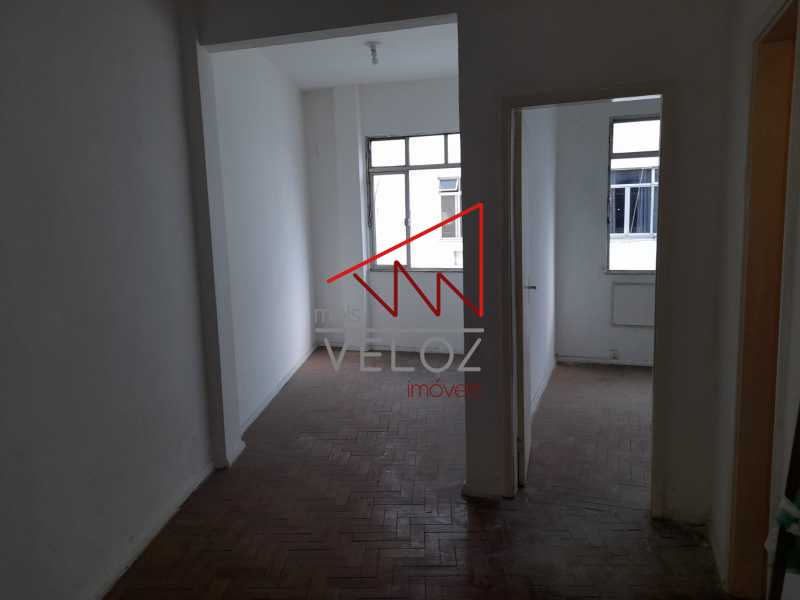 Apartamento à venda com 1 quarto, 40m² - Foto 15