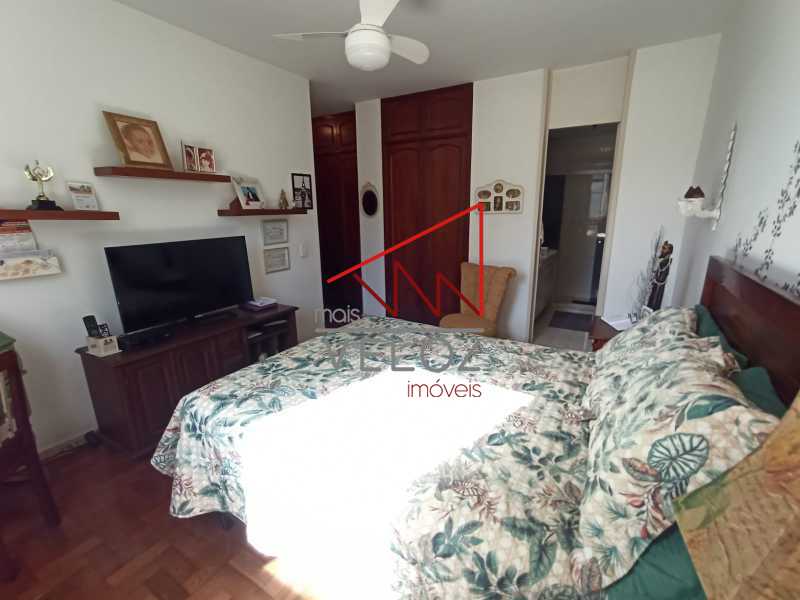 Apartamento à venda com 3 quartos, 150m² - Foto 8