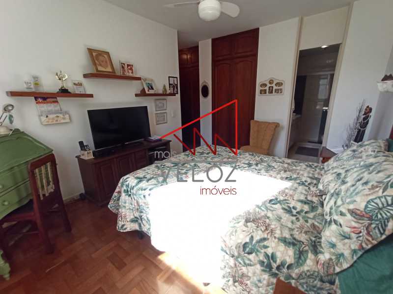 Apartamento à venda com 3 quartos, 150m² - Foto 9