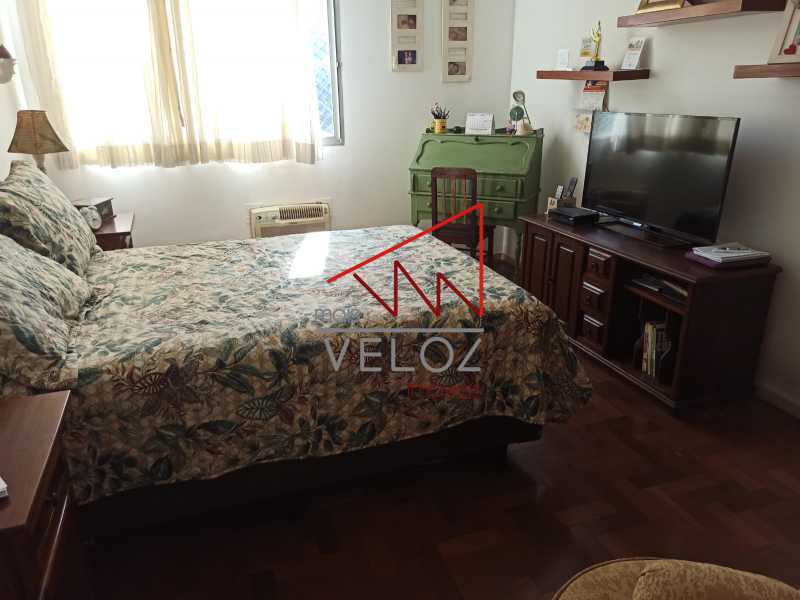 Apartamento à venda com 3 quartos, 150m² - Foto 10