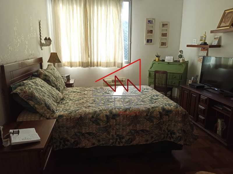 Apartamento à venda com 3 quartos, 150m² - Foto 11