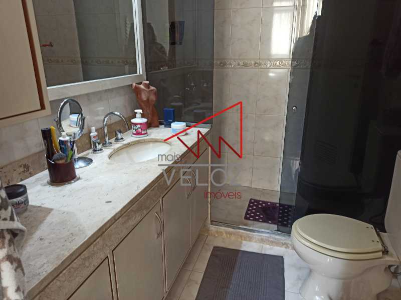 Apartamento à venda com 3 quartos, 150m² - Foto 18