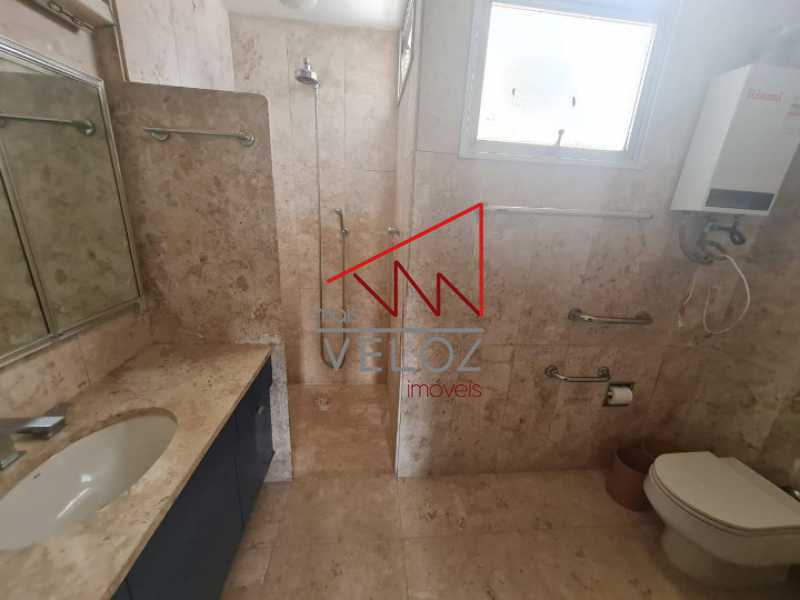 Apartamento à venda com 3 quartos, 174m² - Foto 17