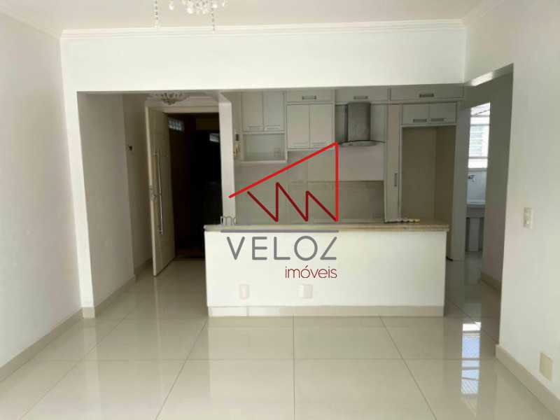 Apartamento à venda com 2 quartos, 74m² - Foto 5