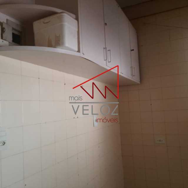 Apartamento à venda com 1 quarto, 58m² - Foto 12