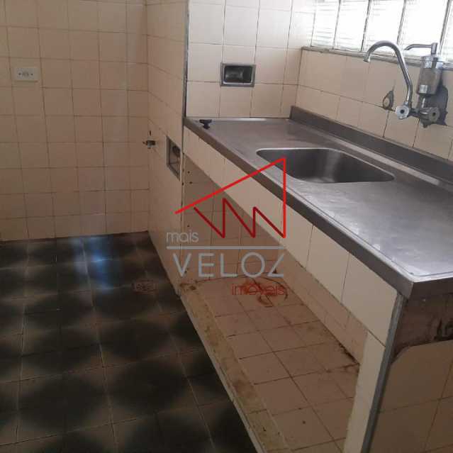 Apartamento à venda com 1 quarto, 58m² - Foto 13