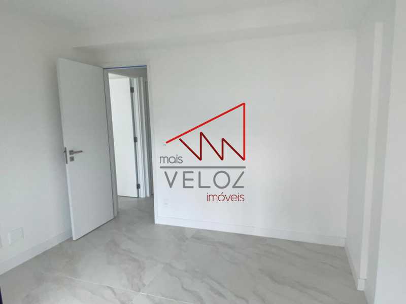 Apartamento à venda com 3 quartos, 94m² - Foto 12