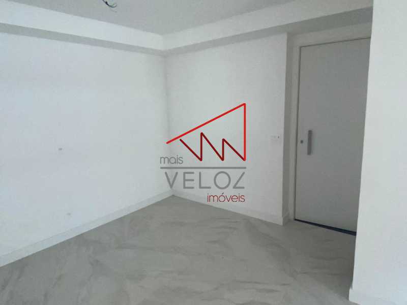 Apartamento à venda com 3 quartos, 94m² - Foto 15