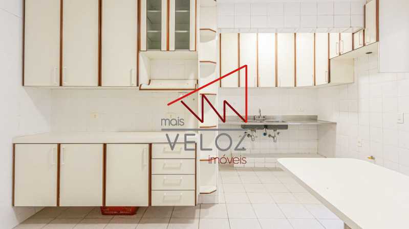 Apartamento à venda com 4 quartos, 153m² - Foto 10