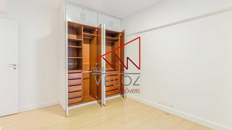 Apartamento à venda com 4 quartos, 153m² - Foto 24