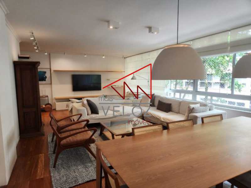 Apartamento à venda com 4 quartos, 214m² - Foto 1