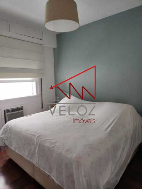 Apartamento à venda com 4 quartos, 214m² - Foto 9