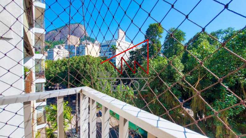 Apartamento à venda com 4 quartos, 257m² - Foto 3