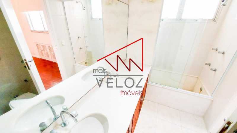 Apartamento à venda com 4 quartos, 257m² - Foto 9