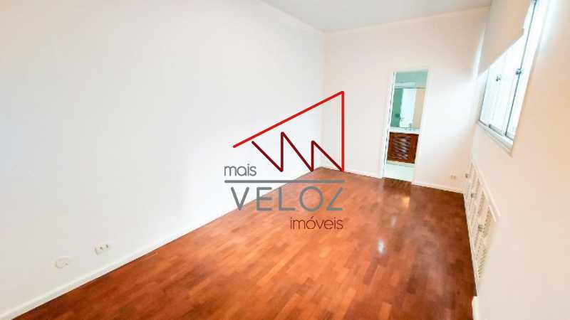 Apartamento à venda com 4 quartos, 257m² - Foto 13