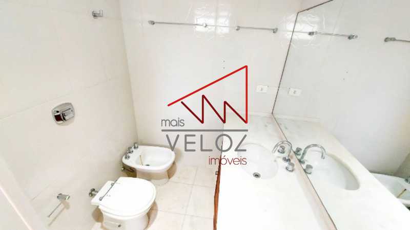 Apartamento à venda com 4 quartos, 257m² - Foto 16