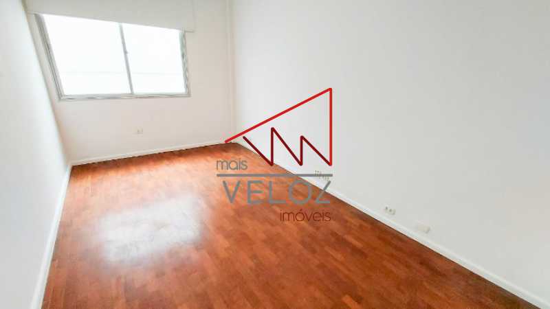 Apartamento à venda com 4 quartos, 257m² - Foto 19