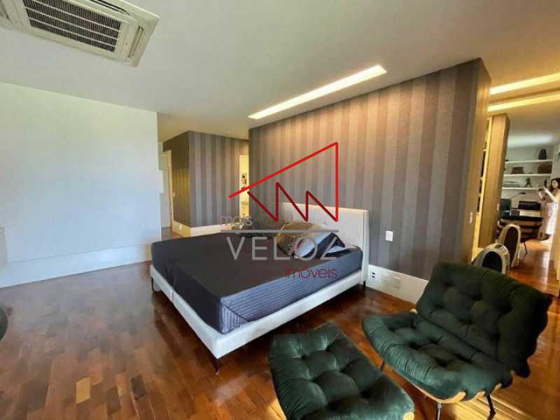 Apartamento à venda com 3 quartos, 227m² - Foto 8