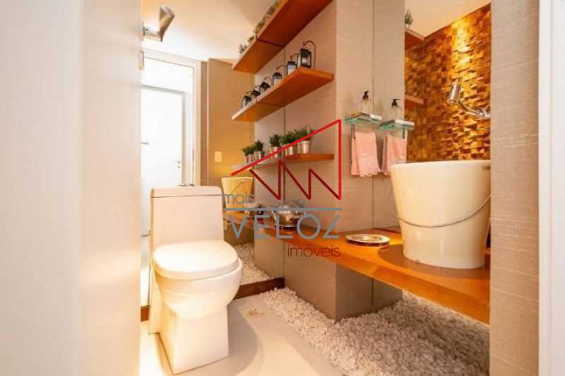 Apartamento à venda com 4 quartos, 213m² - Foto 13