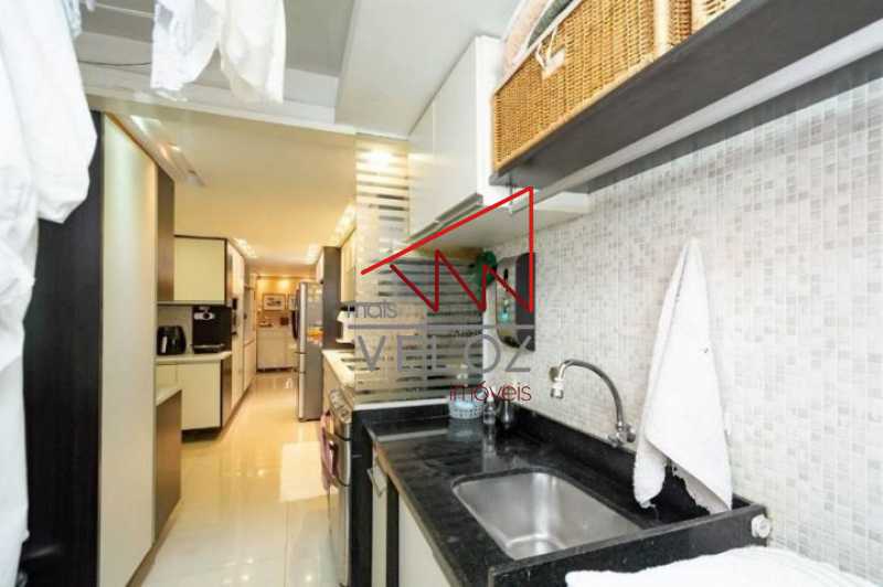 Apartamento à venda com 4 quartos, 213m² - Foto 17