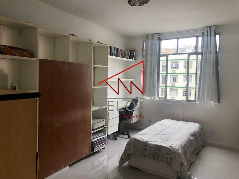 Apartamento à venda com 4 quartos, 202m² - Foto 7