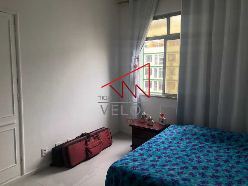 Apartamento à venda com 4 quartos, 202m² - Foto 10