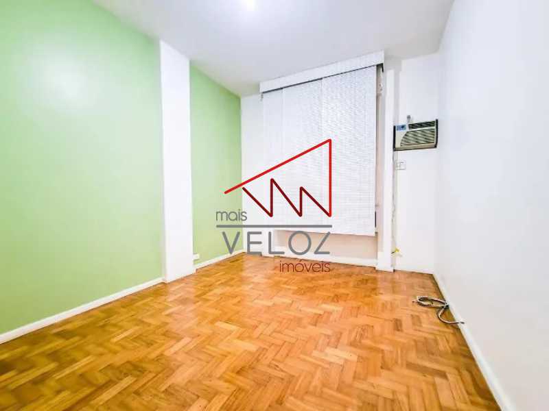 Apartamento à venda com 3 quartos, 135m² - Foto 10