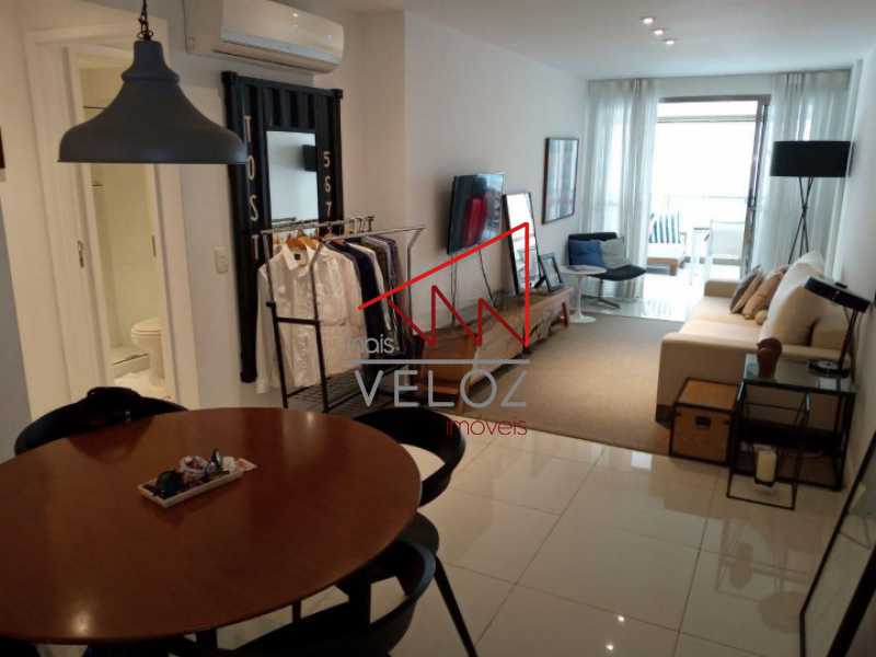 Apartamento à venda com 2 quartos, 94m² - Foto 5