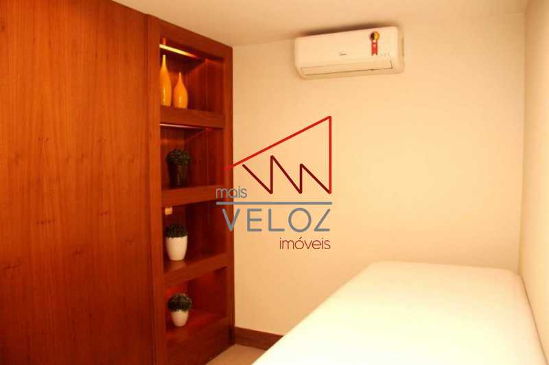 Apartamento à venda com 2 quartos, 94m² - Foto 7