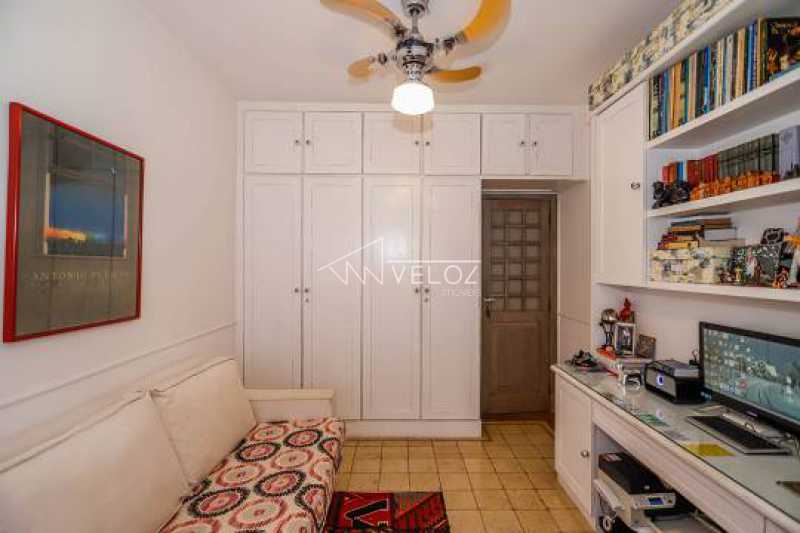 Apartamento à venda com 3 quartos, 251m² - Foto 16