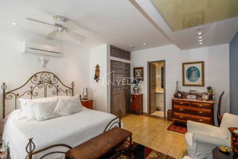 Apartamento à venda com 3 quartos, 251m² - Foto 14