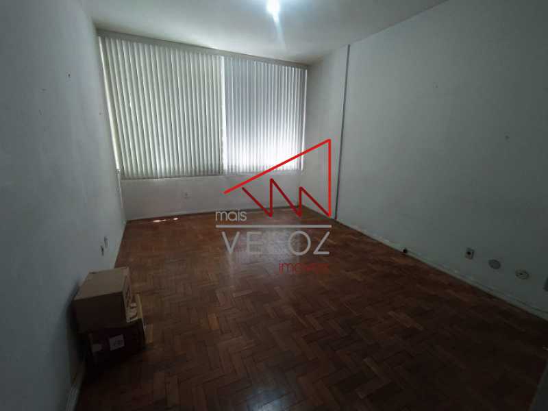 Apartamento à venda com 4 quartos, 236m² - Foto 7