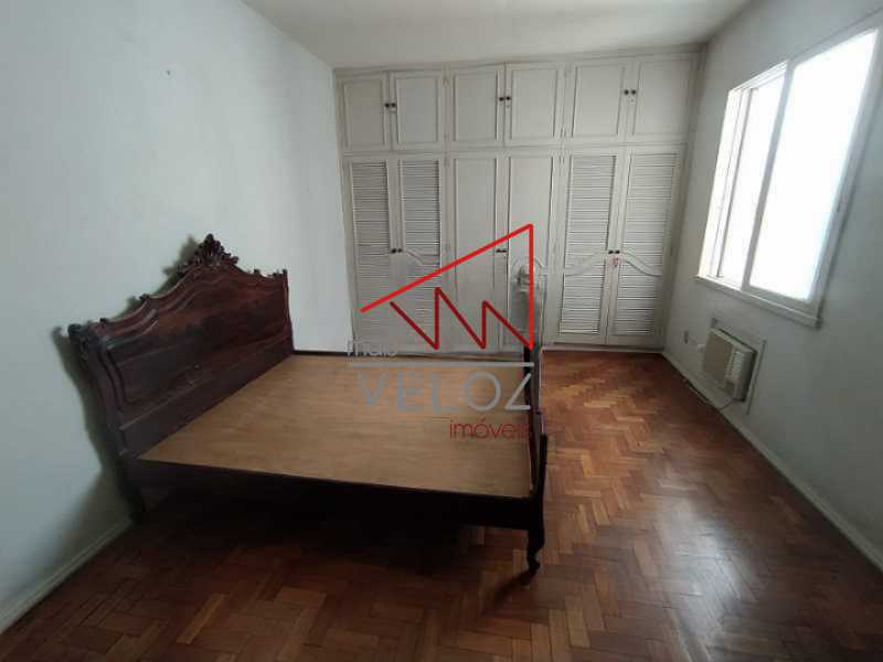 Apartamento à venda com 4 quartos, 236m² - Foto 12