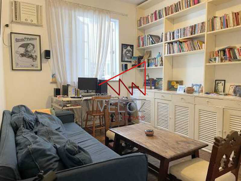 Apartamento à venda com 1 quarto, 50m² - Foto 1