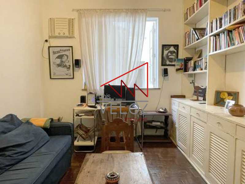 Apartamento à venda com 1 quarto, 50m² - Foto 2