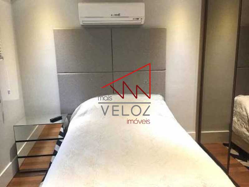 Apartamento à venda com 2 quartos, 83m² - Foto 12